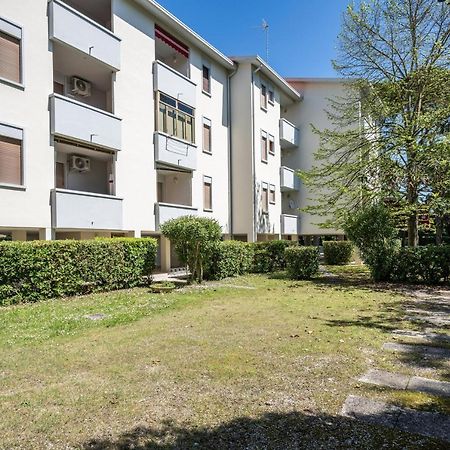 Condominio Trincarino Bibione Exteriör bild