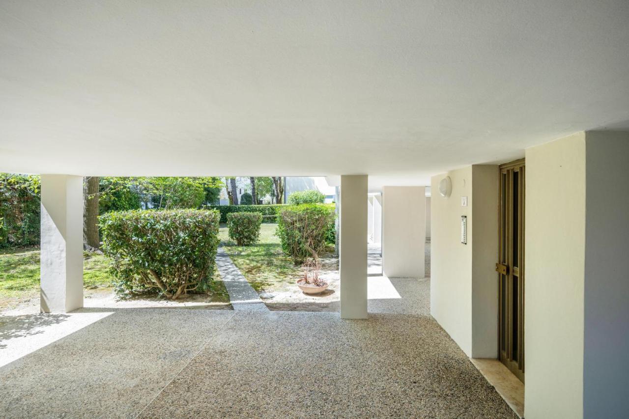 Condominio Trincarino Bibione Exteriör bild