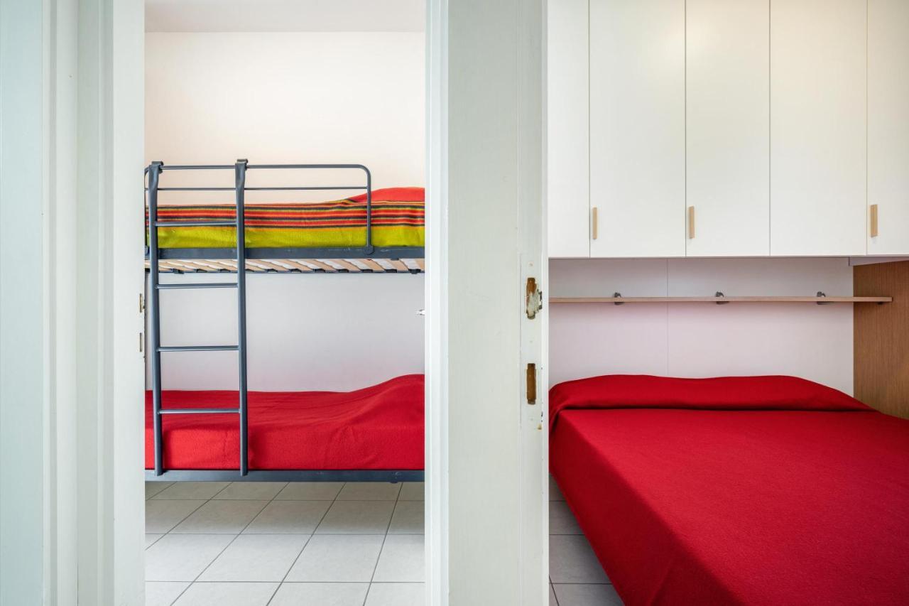 Condominio Trincarino Bibione Exteriör bild